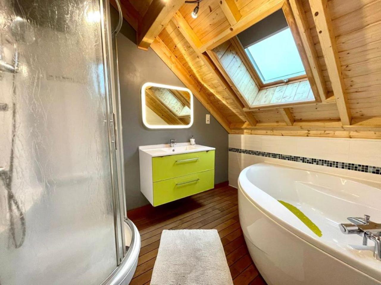 Gite De Mortagne, Chalet Avec Piscine - By Primo C0Nciergerie Gigny-sur-Saone Exterior foto